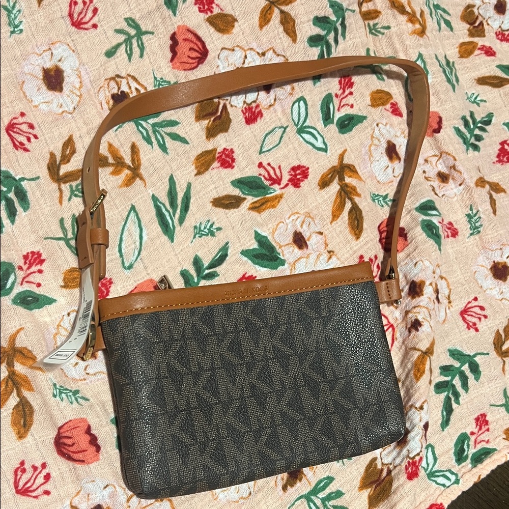 MICHAEL Michael Kors Tan and Black Crossbody Bag